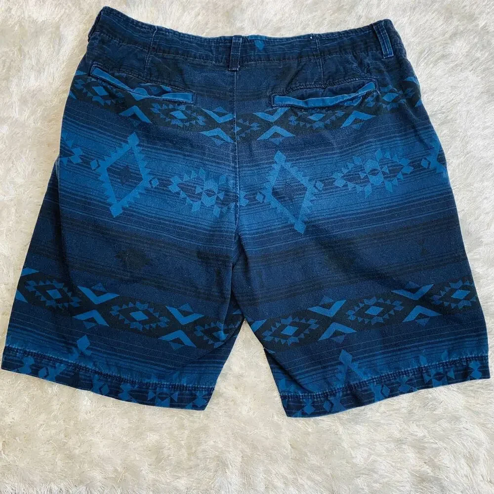 American Eagle Classic Chino Shorts Aztec Pattern Blue on Blue Sz 32
